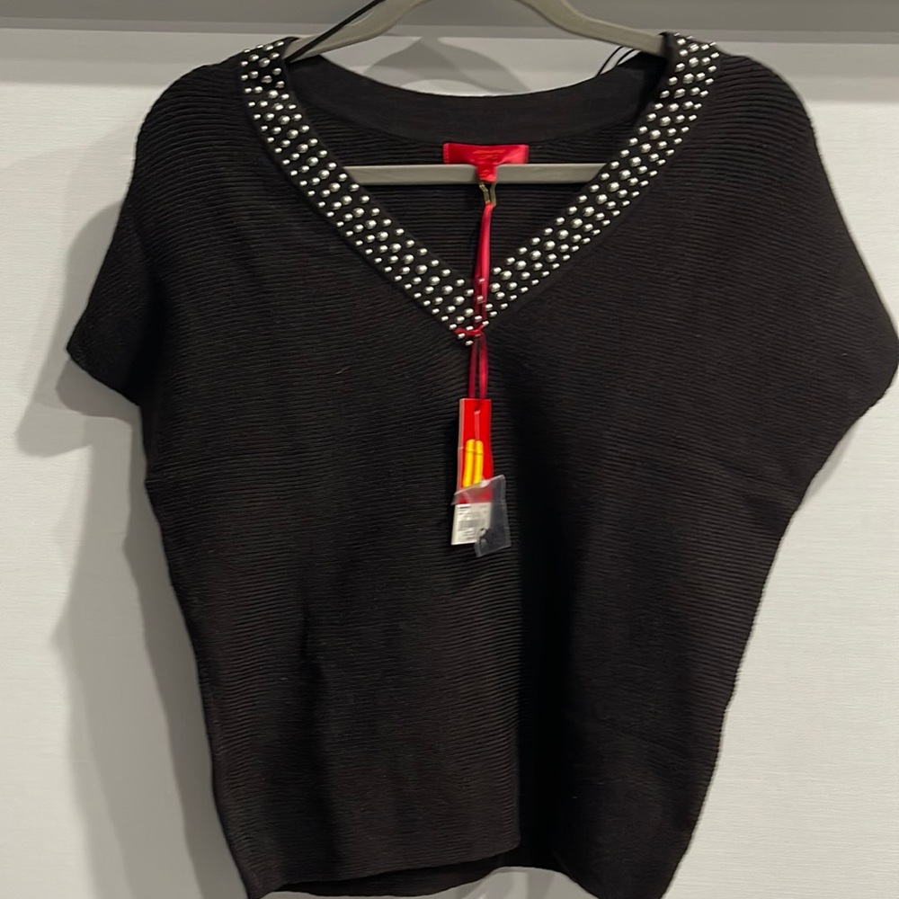 Jennifer Lopez sleeveless top